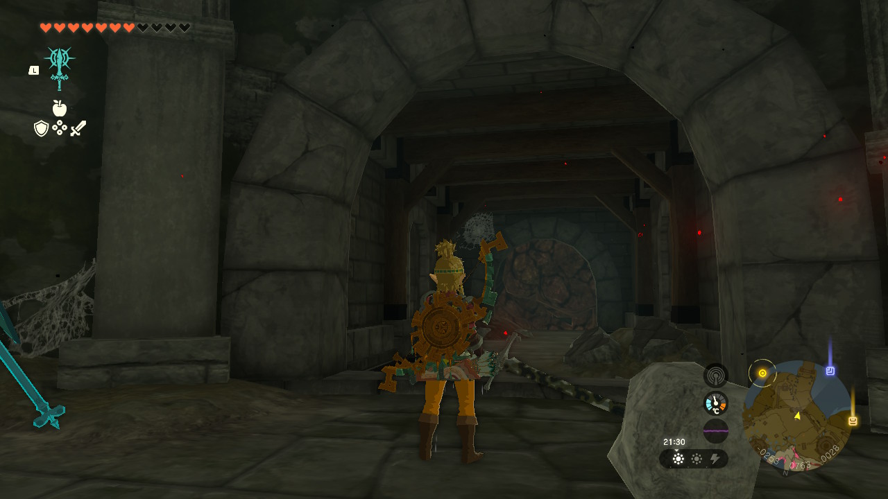 Link stands outside a tunnel in Hyrule looking for the Soldier’s Armor in Zelda Tears of the Kingdom.