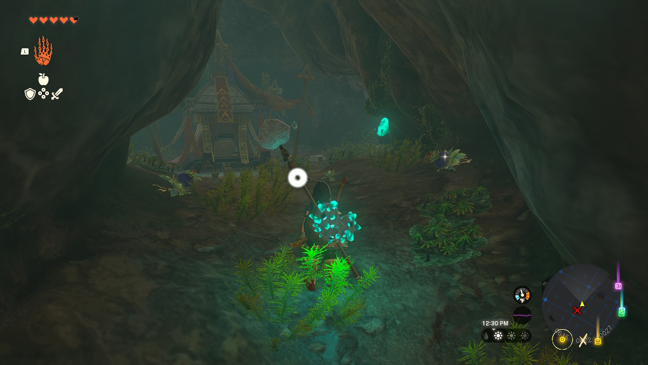 Link stands on the path toward the chest with the Barbarian Armor chest piece inside in Zelda: Tears of the Kingdom