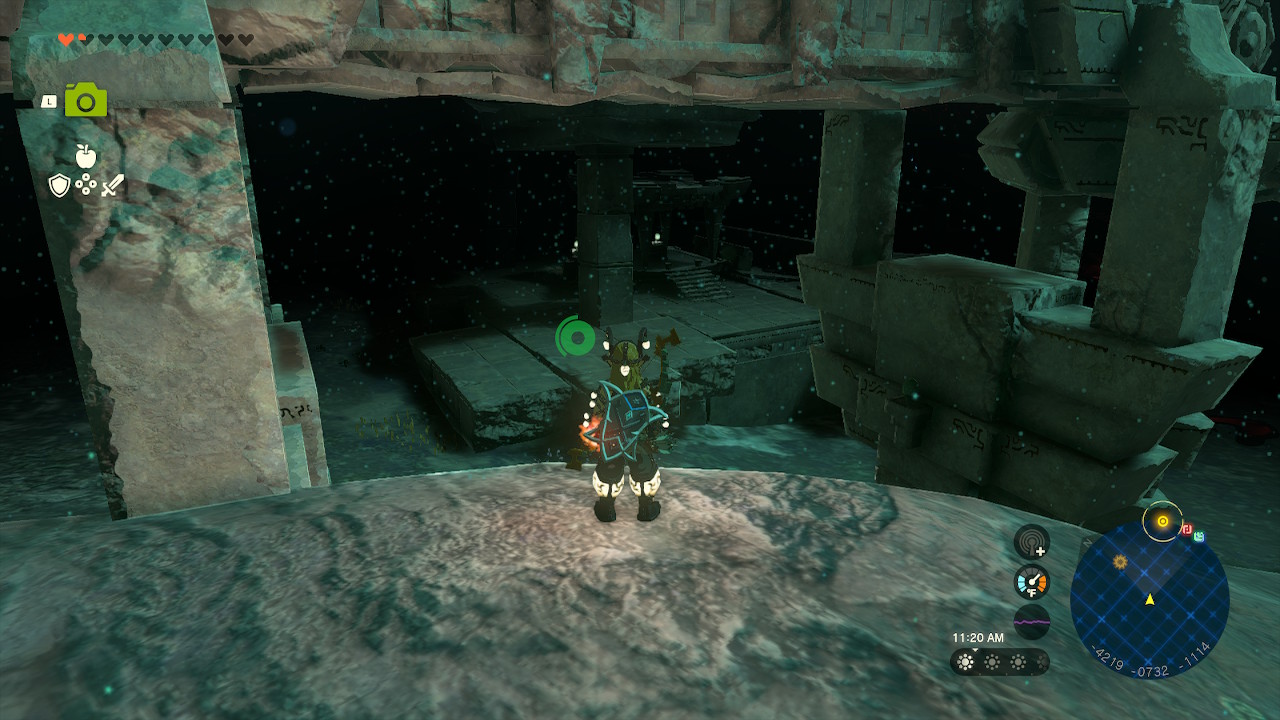 Link approaches ruins to get to a treasure chest in Zelda: Tears of the Kingdom