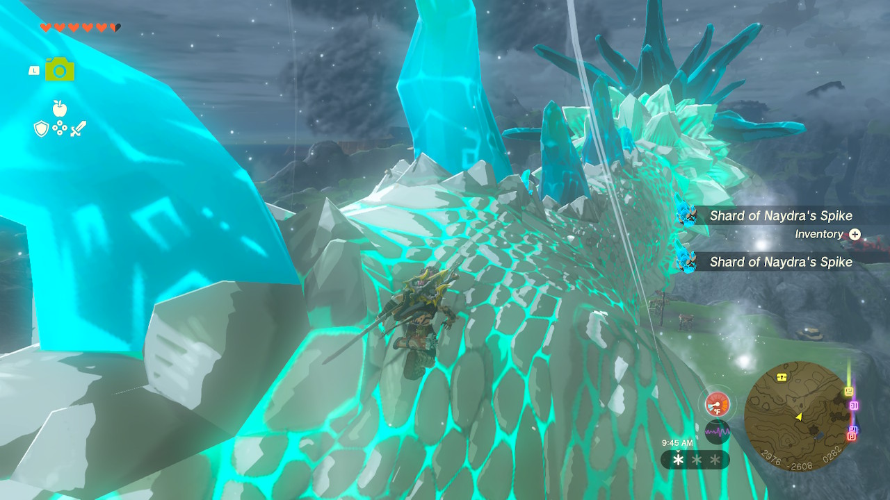 Link grabs two Shards of Naydra’s Spike from the dragon’s back in Zelda: Tears of the Kingdom