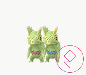 Shiny Kecleon in Pokémon Go with its regular form. The shiny is pretty much exactly the same, but the zigzag on its belly is blue