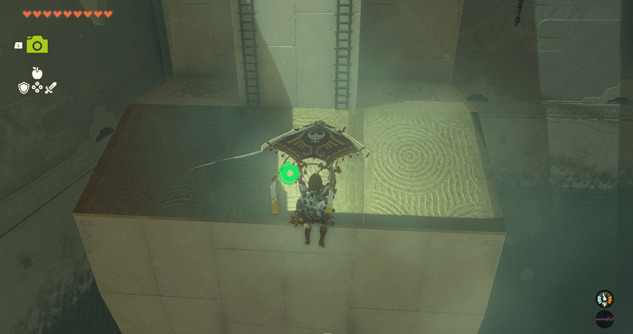Runakit Shrine screenshot, showing Link gliding to two ladders.